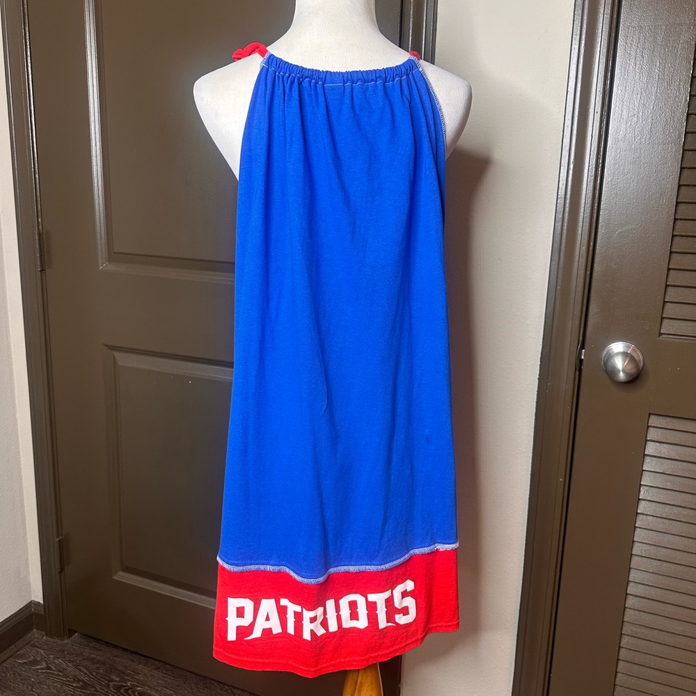 NWOT. NE PATRIOTS | Logo Dress - Picture 2 of 2